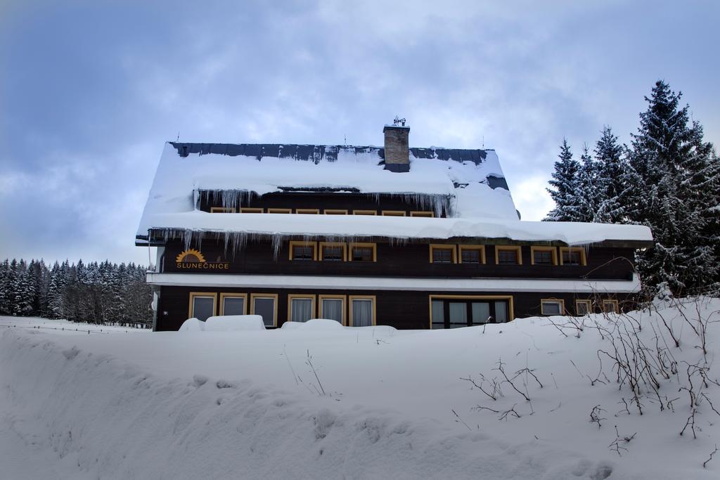 Hotel Penzion Slunecnice Rokytnice nad Jizerou Zewnętrze zdjęcie